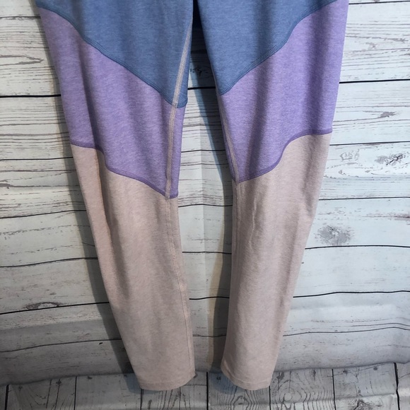 Outdoor Voices Spring 7/8 trio color leggings - Picture 5 of 6